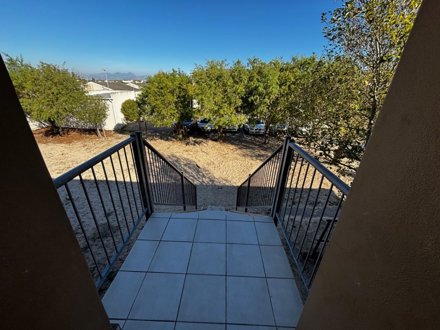 1 Bedroom Property for Sale in Sunset Glen Western Cape
